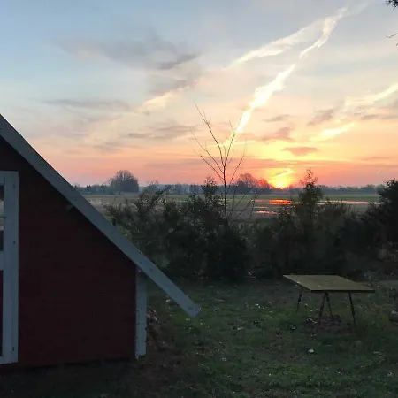 Holiday home Havelfinn _ Finnhuette_ Sauna _ Ru Butzer